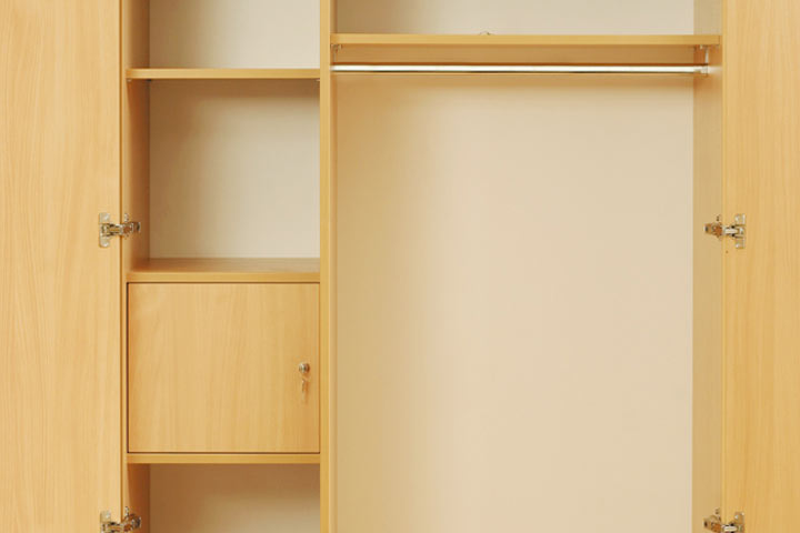 Schrank 2